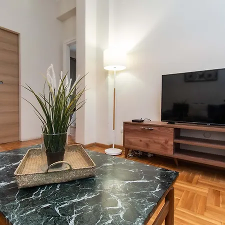 Houseloft Forum Premium Apartment *